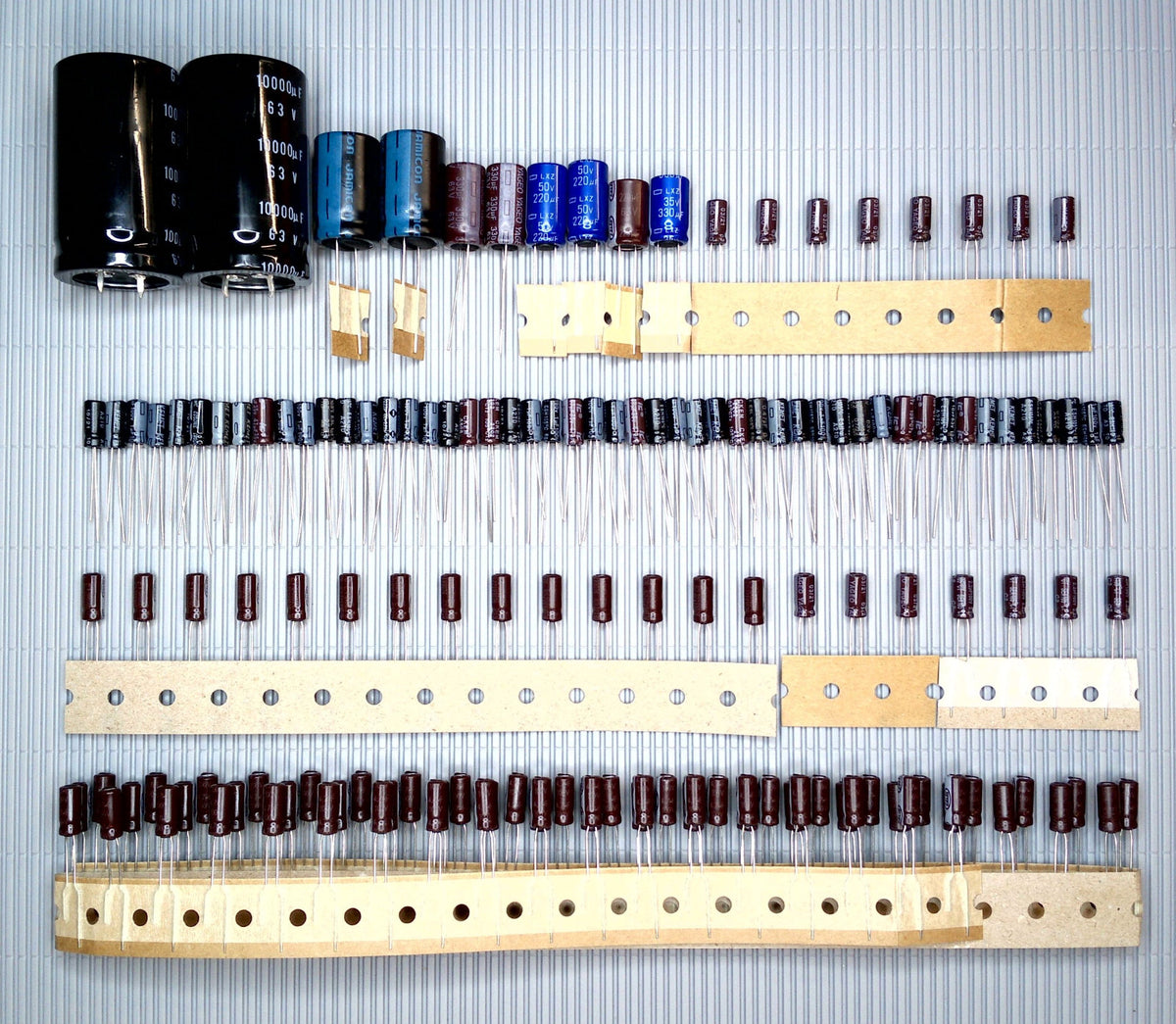 AKAI AS-1070 Elektrolyt-Kondensator-Set komplett recap repair