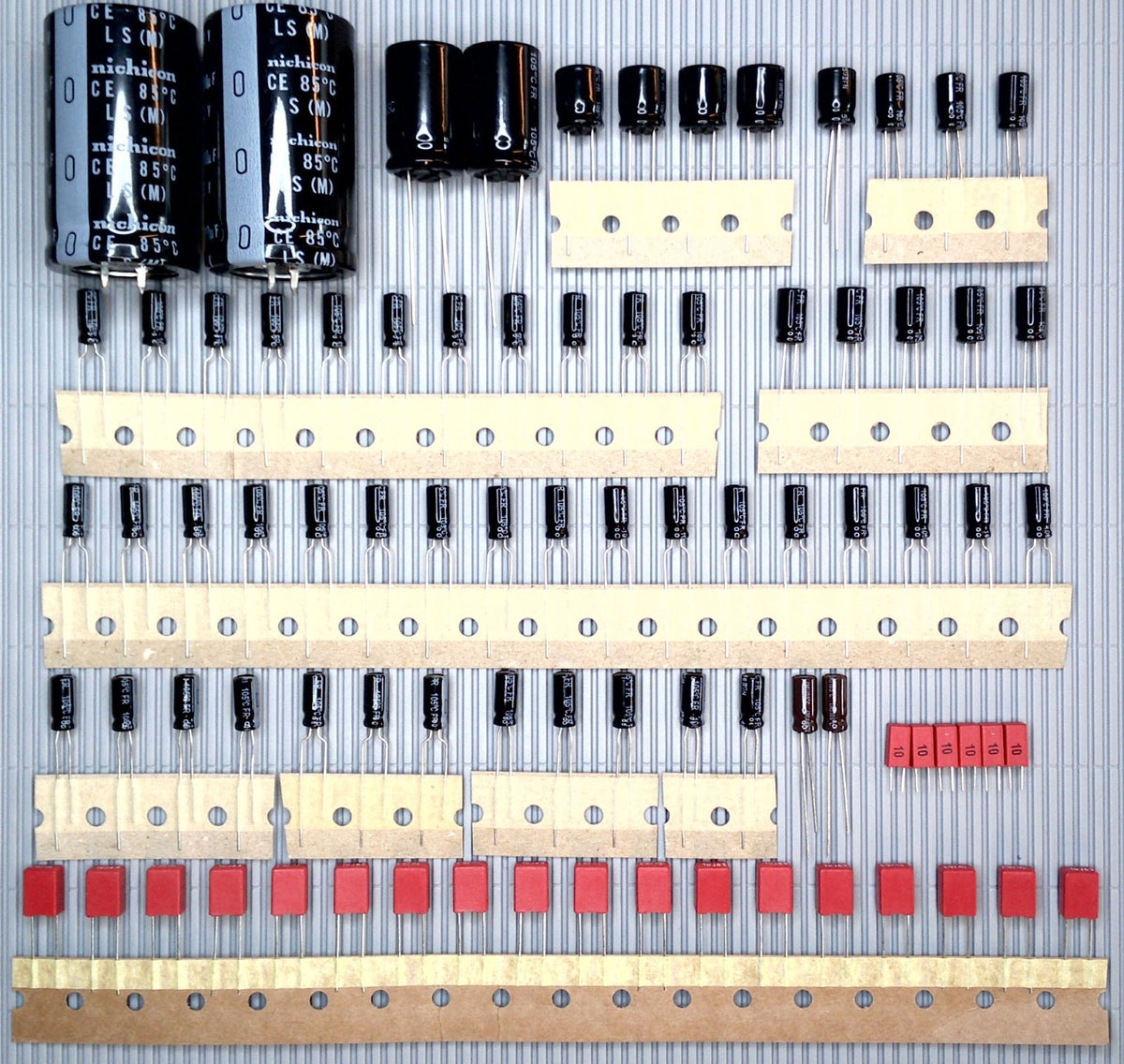BRAUN Atelier A1 Elektrolyt-Kondensator-Set Panasonic WIMA recap repair upgrade